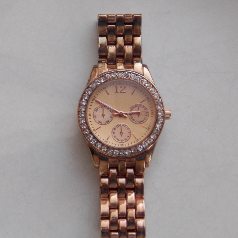 Big Round Rose Gold Style Boyfriend Watch